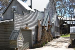 Snowdrop Lodge - Melbourne Tourism